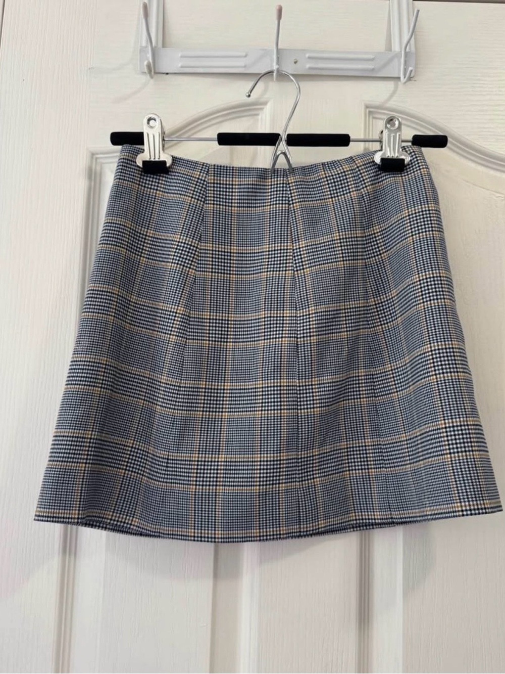 Aritzia Babaton Classic Grey Plaid A-Line Skirt Size 2